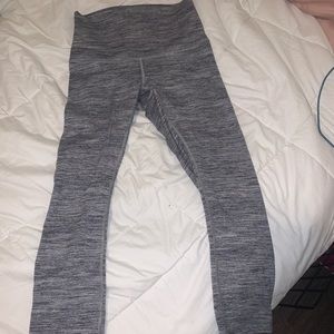 Lulu Lemon: HIGH TIMES space dye crops